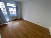 Schlafzimmer - 2 Zimmer Etagenwohnung zur Miete in Frankfurt am Main