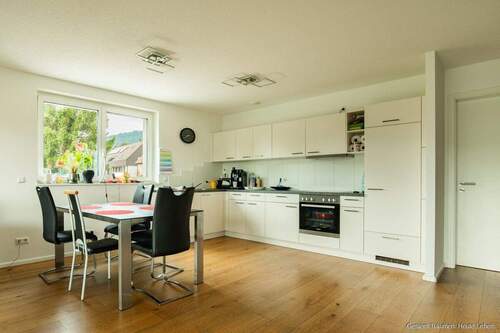 Essbereich + Hochwertige Einbauküche - 