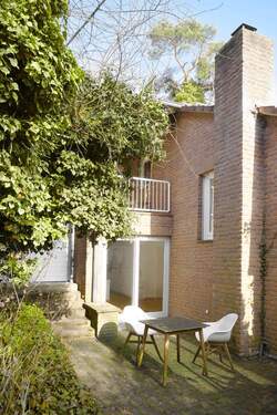 Terrasse - 7 Zimmer Einfamilienhaus zum Kaufen in Kassel