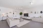 Wohnzimmer Bsp. - 2 Zimmer Etagenwohnung in Bornheim