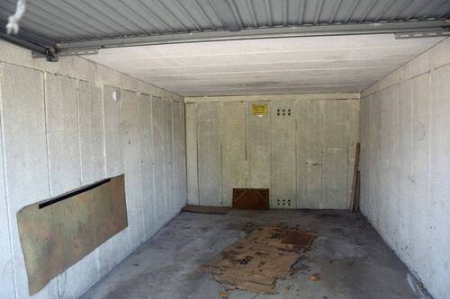 Garage - 