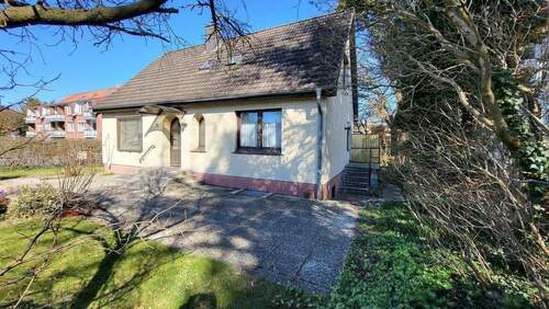 Haus mit Terrasse - 