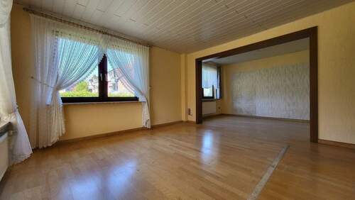 Wohnzimmer im EG - 