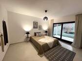 Gemütliches Schlafzimmer mit Terrasse - 