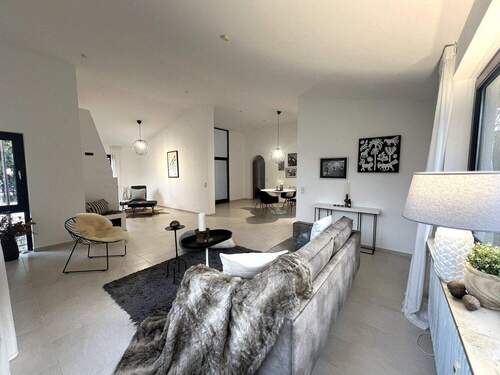 Offener Wohn- und Essbereich - 