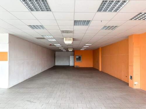 Gewerbeeinheit Leerstand EG - Retailflächen mit Zukunftspotenzial im wachstumsstarken Berliner Umland