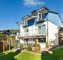 Wärme, Licht & Lebensfreude - Reihenendhaus mit Garten und viel Platz zum Durchatmen - Titisee-Neustadt