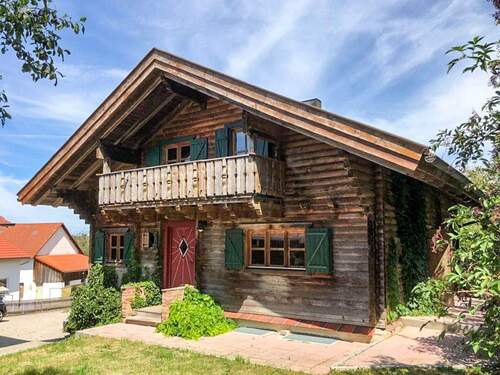 Altbestand - 8 Zimmer Einfamilienhaus in Kumhausen