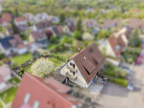 Außenaufnahme - 6 Zimmer Mehrfamilienhaus, Wohnhaus zum Kaufen in Stuttgart / Rot
