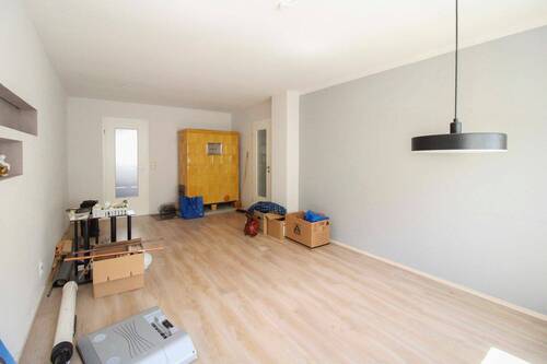 Wohnzimmer (2) - Reihenmittelhaus mit 155,00 m&sup2; in Bützow zum Kaufen