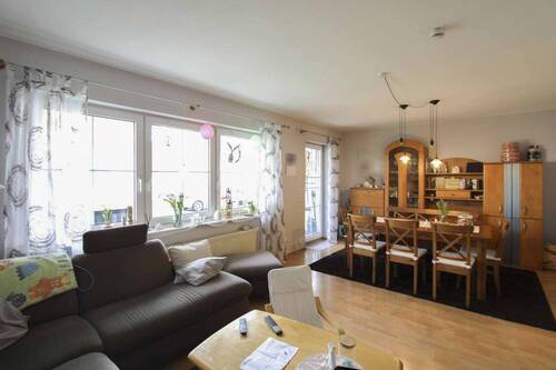 Wohnzimmer - Etagenwohnung mit 75,00 m&sup2; in Gießen zum Kaufen