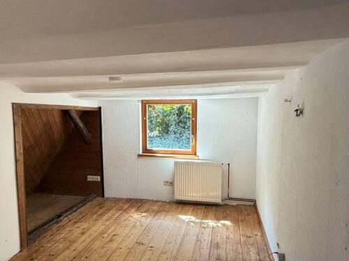 Schlafzimmer OG (geringe Deckenhöhe) - 