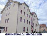 Haus - Helle 2-Raum-Wohnung mit Balkon und Stellplatz zu vermieten.