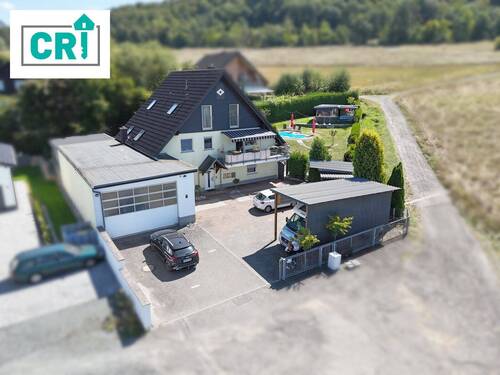 Außenansicht - Ihr Rückzugsort am Feldrand-Mehrfamilienhaus mit Garten, Pool und Sauna in Lohra-Kirchvers