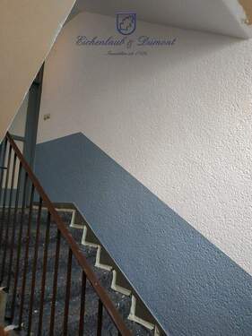 Treppenhaus - Mehrfamilienhaus, Wohnhaus mit 370,00 m&sup2; in Saarbrücken zum Kaufen