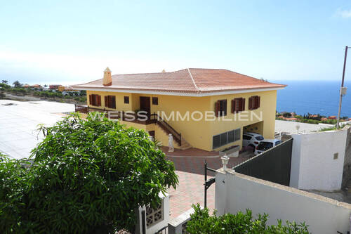 Gesamtansicht der Villa - 