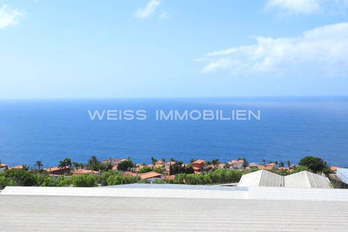 ... über das Villenviertel an Tacorontes Küste - 