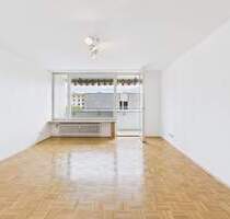 Über den Dächern von Neuhausen – 3 Zimmer, Balkon, Aufzug - München Neuhausen-Nymphenburg