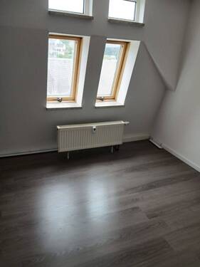 Kinderzimmer oder Büro 1 - 