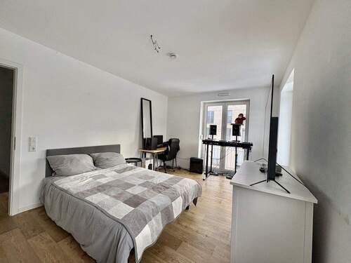 WG-Zimmer rechts - 2 Zimmer Etagenwohnung zur Miete in Vechta