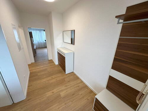Eingangsflur - Etagenwohnung mit 59,00 m&sup2; in Wilhelmshaven zur Miete