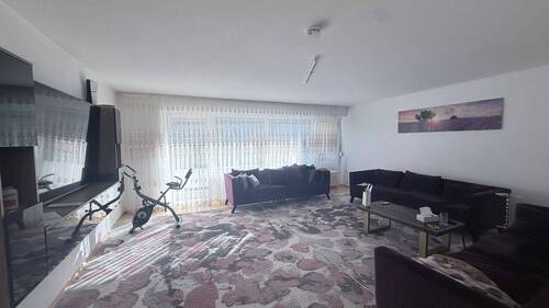 Wohnenzimmer - Etagenwohnung mit 114,00 m&sup2; in Schweinfurt zum Kaufen