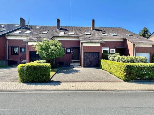 Hausansicht - 6 Zimmer Reihenmittelhaus zum Kaufen in Wunstorf
