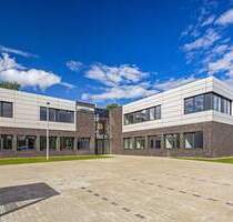 Modernes Bürogebäude (2023) in ruhiger Lage - Investment mit sofortigem Cashflow (0 % Provision) - Quickborn