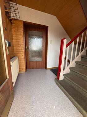 Eingang - 4 Zimmer Mehrfamilienhaus, Wohnhaus in Rehlingen-Siersburg
