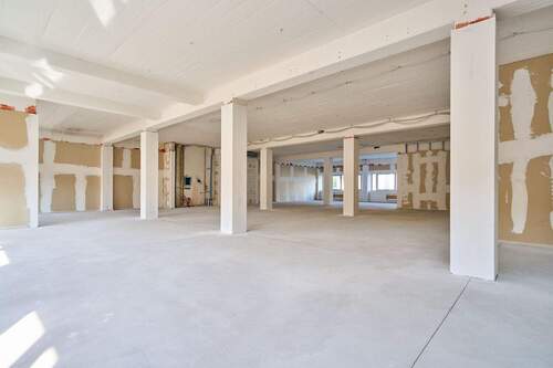 Bürofläche - Attraktive Büroeinheiten mit guter Autobahnanbindung - All-in-Miete