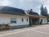 Haupthaus mit Betreiberwohnung - 
