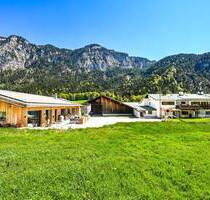 Traumhaftes Alpenanwesen mit drei Häusern, Stallung und landwirtschaftlichen Flächen sowie Forst - Bischofswiesen Winkl
