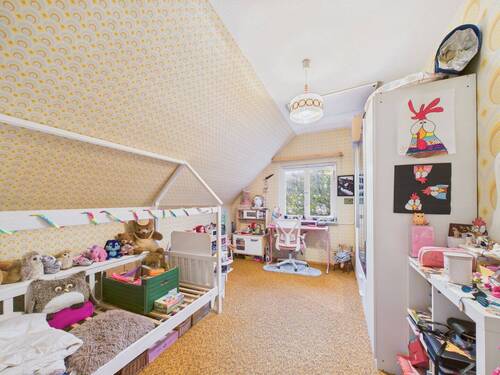Kinderzimmer 2. DG - 