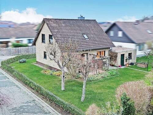 Außenansicht - Einfamilienhaus mit 125,00 m&sup2; in Lübbecke zum Kaufen