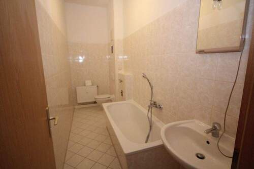 Bad - 2 Zimmer Etagenwohnung in Döbeln