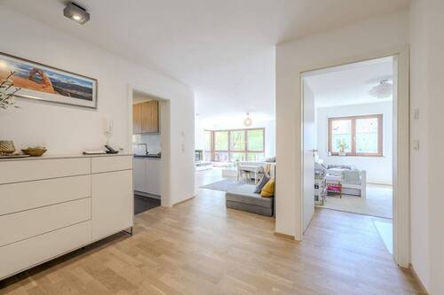 Flur / Eingangsbereich - 