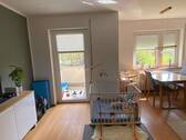 Wohnzimmer - Etagenwohnung mit 75,00 m&sup2; in Ebermannstadt zum Kaufen