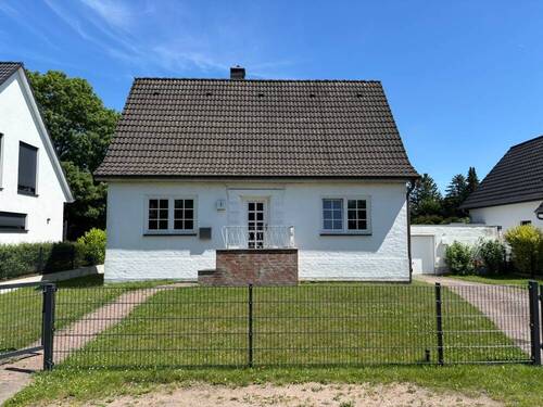 Ansicht - Charmantes Einfamilienhaus mit tollem Garten in ruhiger Lage von Wellingsbüttel