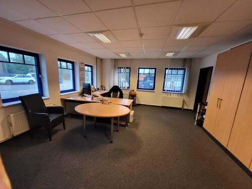 EG: Büro 1 - Büro mit 157,00 m&sup2; in Lübeck / Sankt Lorenz Nord zur Miete