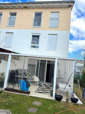 Hausansicht Garten - 6 Zimmer Reihenendhaus zum Kaufen in Darmstadt