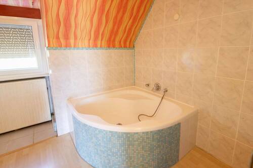 Badezimmer OG links - 