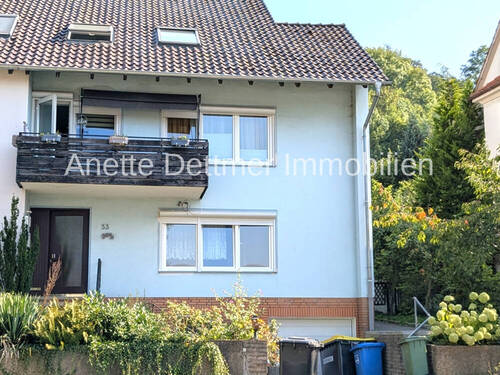 Ansicht Straßenseite - Doppelhaushälfte mit 3 Wohnungen in Stadtnähe!
