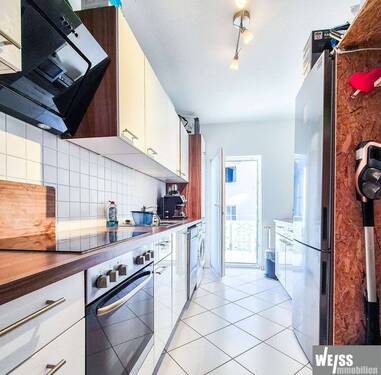 Küche ohne EBK nimmt jetziger Mieter mit - 3 Zimmer Etagenwohnung zur Miete in Würzburg