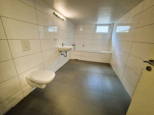 Bad im Keller - 