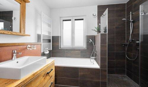 Badezimmer 1 OG - 