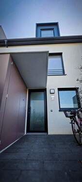 Hauseingang - Reihenmittelhaus mit 145,00 m&sup2; in Nauen zum Kaufen