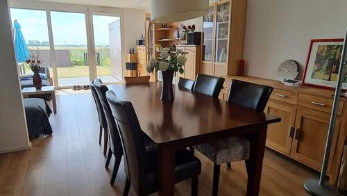 Essbereich und Wohnzimmer - 