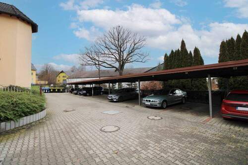 Carportstellplatz - 