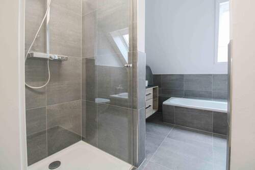 Hauptbad Ansicht 03 - 