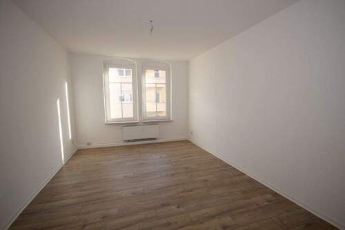 Kind3 - Etagenwohnung mit 148,00 m&sup2; in Döbeln zur Miete